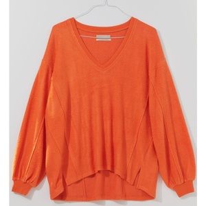 UO Lillu V-Neck Fleece Pullover Top